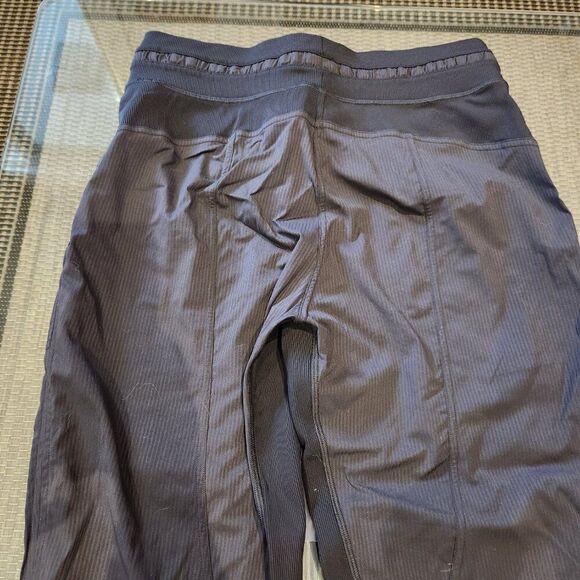 Lululemon Dance Studio Crop *25" - Picture 6 of 12